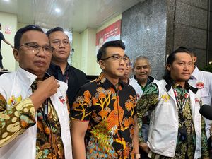 12 Jam Diperiksa, Aiman Dicecar 59 Pertanyaan soal Tuduhan Polisi Tak Netral 12 Jam Diperiksa, Aiman Dicecar 59 Pertanyaan soal Tuduhan Polisi Tak Netral