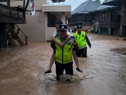 2 Rumah Hanyut Diterjang Banjir Bandang di Pagar Alam dan Lahat
