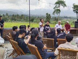 Ngobrol dengan Gen Z Kuningan, Ganjar Bahas Pendidikan hingga Narkoba