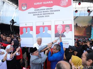 Kampanye di Cirebon, Ganjar Optimistis Raih 40% Suara di Jawa Barat