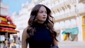 7 Gaya Menawan Enzy Storia di Paris, Makin Cantik Mempesona Setelah Menikah