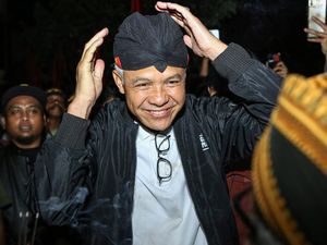 Soal Guntur, Ganjar Janji Tempatkan Jokowi di Tempat Terhormat Jika Menang