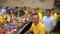 Airlangga Sarapan Bareng Ijeck dan Bobby di Medan