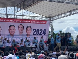 Eks Bupati Ruhimat Pimpin Warga Subang Deklarasi Dukung Prabowo-Gibran