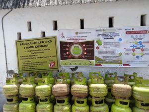 Jangan Lupa! Mulai Hari Ini Beli LPG 3 Kg Wajib Bawa KTP Jangan Lupa! Mulai Hari Ini Beli LPG 3 Kg Wajib Bawa KTP