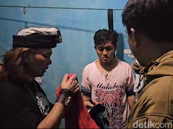 Momen Penangkapan Jambret yang Bikin Wanita Tersungkur di Menteng