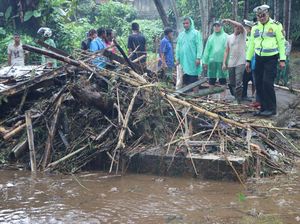 Sungai Air Betung Meluap, Warga Pagar Alam Diminta Waspada Tanah Longsor