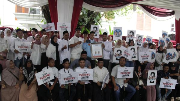 Sambangi Kertanegara, Barisan Santri Muda Dukung Prabowo-Gibran