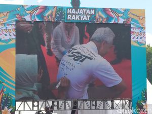 Masukan Budayawan Cirebon yang Bikin Ganjar Pranowo Senang