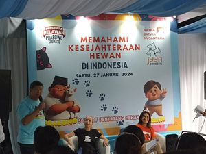 Cerita Hashim soal Prabowo Adopsi 3 Anak Kucing yang Ditinggal Induknya