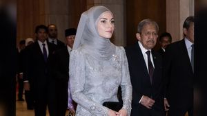 7 Gaya Anisha Rosnah Perdana Berhijab Setelah Dinikahi Pangeran Mateen