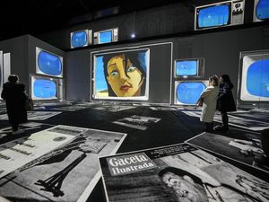 Terpukau Mahakarya Surealisme Salvador Dali di Jerman Terpukau Mahakarya Surealisme Salvador Dali di Jerman