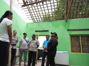 Momen Bupati Sleman Tinjau Korban Bencana Angin Kencang Momen Bupati Sleman Tinjau Korban Bencana Angin Kencang