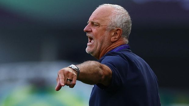 Soccer Football - AFC Asian Cup - Group B - Australia v India - Ahmad bin Ali Stadium, Al Rayyan, Qatar - January 13, 2024  Australia coach Graham Arnold reacts REUTERS/Molly Darlington
