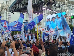 Canda Prabowo soal Gaya Bicara: Aku Juga Bisa Kayak Profesor