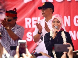 Temui Nelayan, Siti Atikoh Ungkap Manfaat KTP Sakti di Program Ganjar-Mahfud