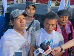 Deklarasi Dukungan, Rombongan Pengemudi Bajaj Datangi Kediaman Prabowo