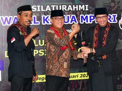 Yandri Susanto Ajak Pendekar Pencak Silat Ikut Jaga Ketentraman-Keguyuban