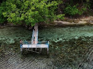 Wisata Hidden Gem di Pulau Bacan itu Bernama Pantai Air Panas Wisata Hidden Gem di Pulau Bacan itu Bernama Pantai Air Panas