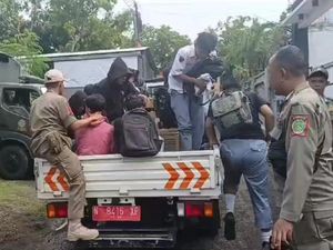 27 Pelajar Kepergok Bolos di Warkop Terciduk Satpol PP Kota Pasuruan 27 Pelajar Kepergok Bolos di Warkop Terciduk Satpol PP Kota Pasuruan