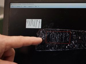 Arkeolog Meksiko Temukan Pedang dengan Tulisan Rahasia Berusia 2.000 Tahun