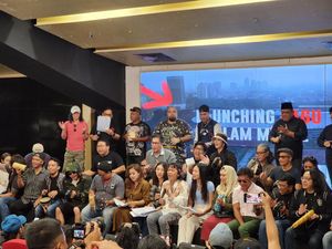 Revolusi Cinta Slank untuk Dukung Ganjar-Mahfud Revolusi Cinta Slank untuk Dukung Ganjar-Mahfud