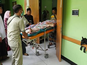 Sempat Dirawat di RS Ngawi Usai Laka, Gus Aab Dirujuk ke RSU dr Soetomo Sempat Dirawat di RS Ngawi Usai Laka, Gus Aab Dirujuk ke RSU dr Soetomo