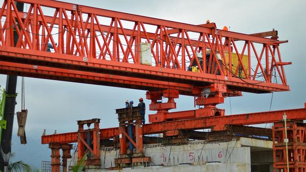 Melihat Proyek Tol Padang-Sicincin yang Ditarget Rampung Juli 2024