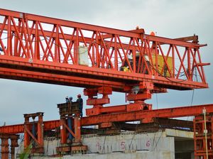 Melihat Proyek Tol Padang-Sicincin yang Ditarget Rampung Juli 2024