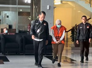 Pejabat BPPD Potong Insentif Pegawai untuk Kebutuhan Bupati Sidoarjo Pejabat BPPD Potong Insentif Pegawai untuk Kebutuhan Bupati Sidoarjo