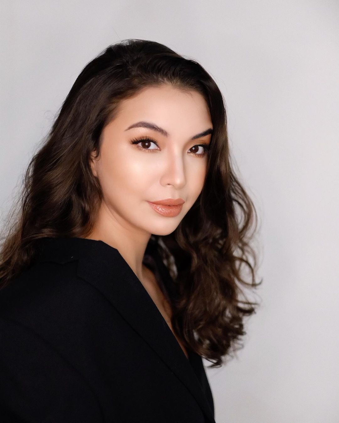 Manohara Odelia Pinot