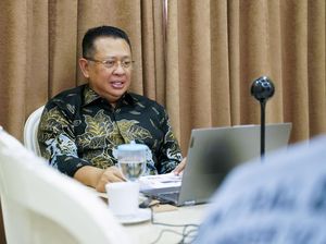 Bamsoet Bahas Politik-Strategi Pertahanan RI dengan Mahasiswa UNHAN