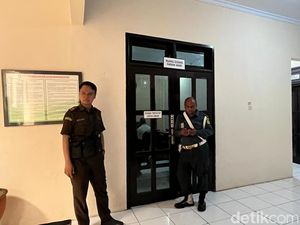 Diversi Kandas, Siswa SMA Penyebar Video Intim Pacar Jalani Sidang Perdana Diversi Kandas, Siswa SMA Penyebar Video Intim Pacar Jalani Sidang Perdana