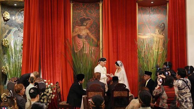 Pernikahan Nadia Soekarno Anak Soraya Haque