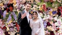 8 Potret Pernikahan Selebgram Sarah Keihl, Dulu Bikin Heboh Jual Keperawanan