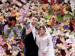 Masa Lalu Diumbar Mantan, Sarah Keihl Tegaskan Sudah Putus Saat Nikah