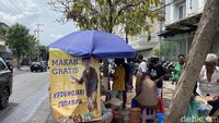Pasutri Surabaya Gelar Makan Siang Gratis Sejak Pandemi COVID-19