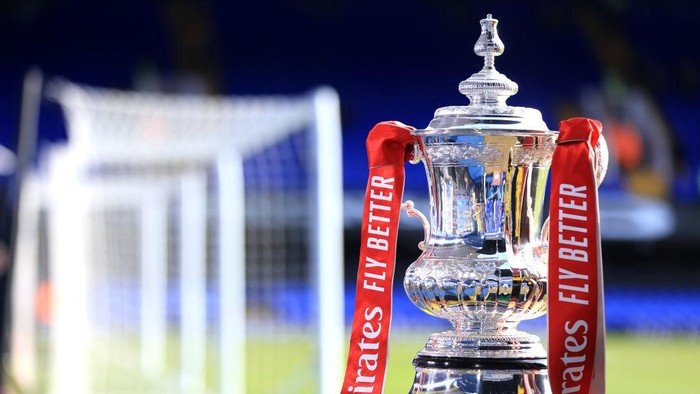 IPSWICH, ENGLAND - JANUARY 27: A detailed view of the FA Cup Trophy prior to the Emirates FA Cup Fourth Round match between Ipswich Town and Maidstone United at Portman Road on January 27, 2024 in Ipswich, England. (Photo by Stephen Pond/Getty Images)