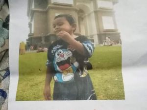 Bocah 6 Tahun di Malang Hilang Misterius Saat Ditinggal Salat Subuh Bocah 6 Tahun di Malang Hilang Misterius Saat Ditinggal Salat Subuh