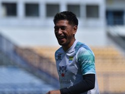 Ikut Membawa Persib Juara, tapi Tak Merasakan Piala