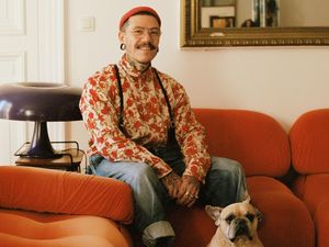 Moschino Umumkan Desainer Baru, Koleksi Perdana Hadir 3 Minggu Lagi