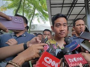Komentar Gibran soal Jokowi-Prabowo Makan Bakso Bareng di Magelang Komentar Gibran soal Jokowi-Prabowo Makan Bakso Bareng di Magelang