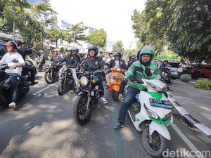 Gibran dan RK Motoran, Makan Malam, hingga Jalan Kaki Keliling Braga Bandung