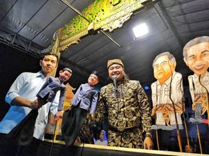 Di Brebes, Gibran Janji Lanjutkan PKH hingga KIS dan KIP
