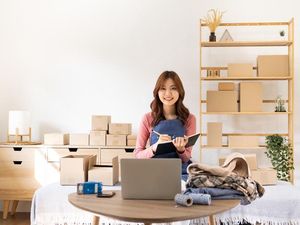 Begini Jurus Pengusaha Lokal Biar Terus Berkembang Begini Jurus Pengusaha Lokal Biar Terus Berkembang