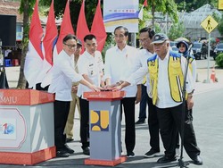 Jokowi Resmikan 7 Ruas Jalan dan 1 Jembatan di DIY, Telan Anggaran Rp 162 M