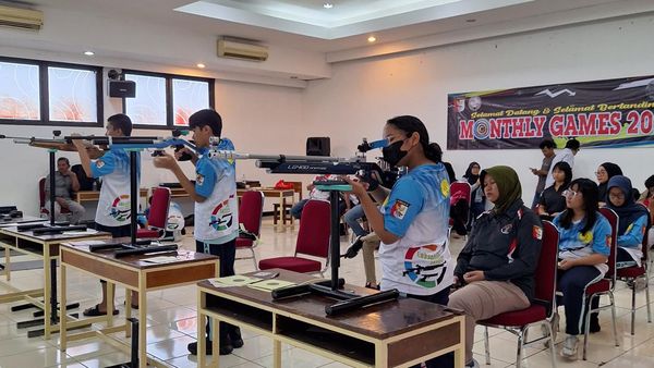Dor! SMP Labschool Jakarta Gelar Kejuaraan Menembak untuk SD-SMA