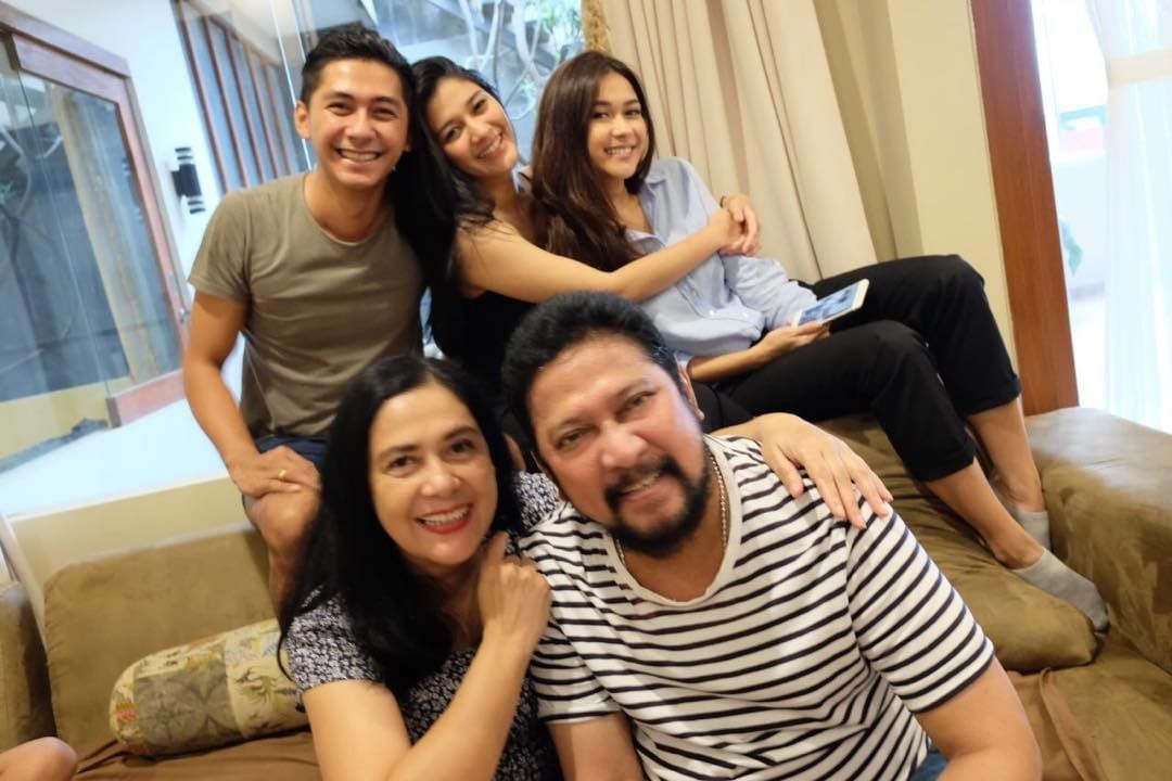 Keluarga Lydia Kandou