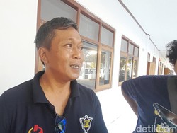 Bawaslu Pelototi Penyelenggara Pemilu Anggota KPPS Salam 2 Jari