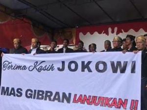 Komunitas Wayang Kulit Karet Tengsin Alihkan Dukungan dari Paslon 03 ke 02